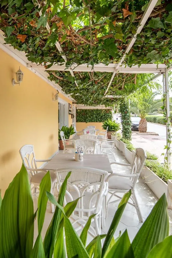 Alper Apartments Mallorca Palmanova España